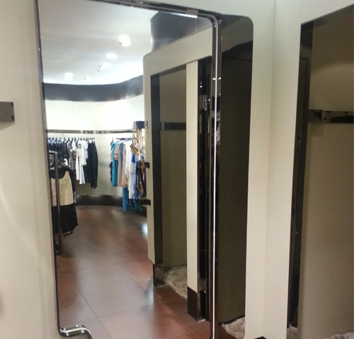 红花岗区不锈钢服装道具