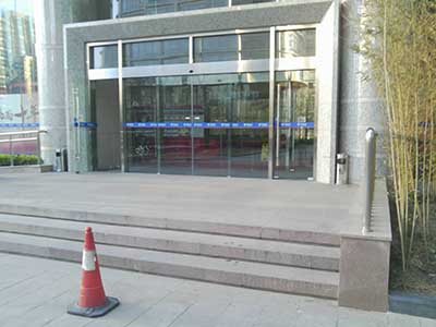 遵义不锈钢门的简单介绍 遵义不锈钢门的简单介绍